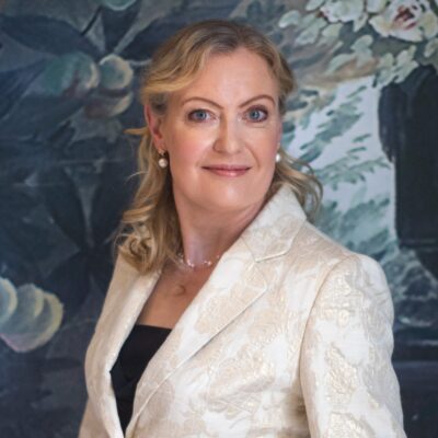 Helen Leach
